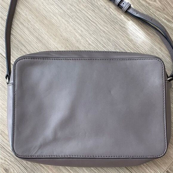 Michael Kors genuine Diamond Grommet Crossbody Leather Bag CINDER Neutral - Picture 10 of 12